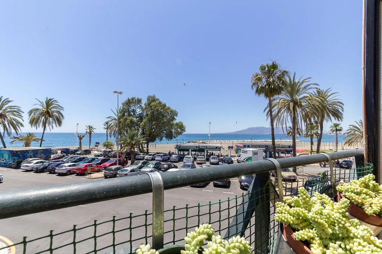 Soek Pedregalejo Seafront Holidays Homes Málaga 0*,